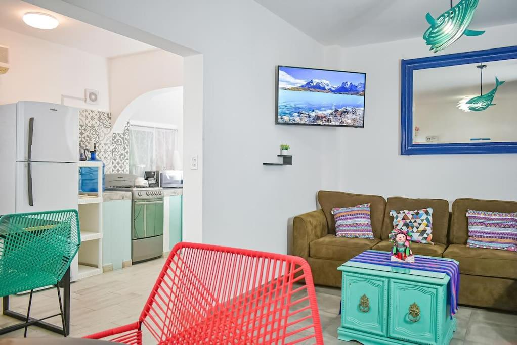 Downtown Beautiful 2Br Apartment Blocks From Beach #5 拉巴斯 外观 照片