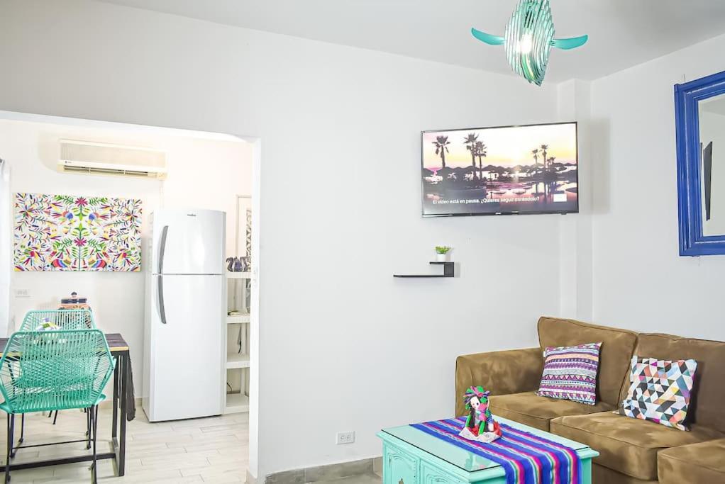 Downtown Beautiful 2Br Apartment Blocks From Beach #5 拉巴斯 外观 照片